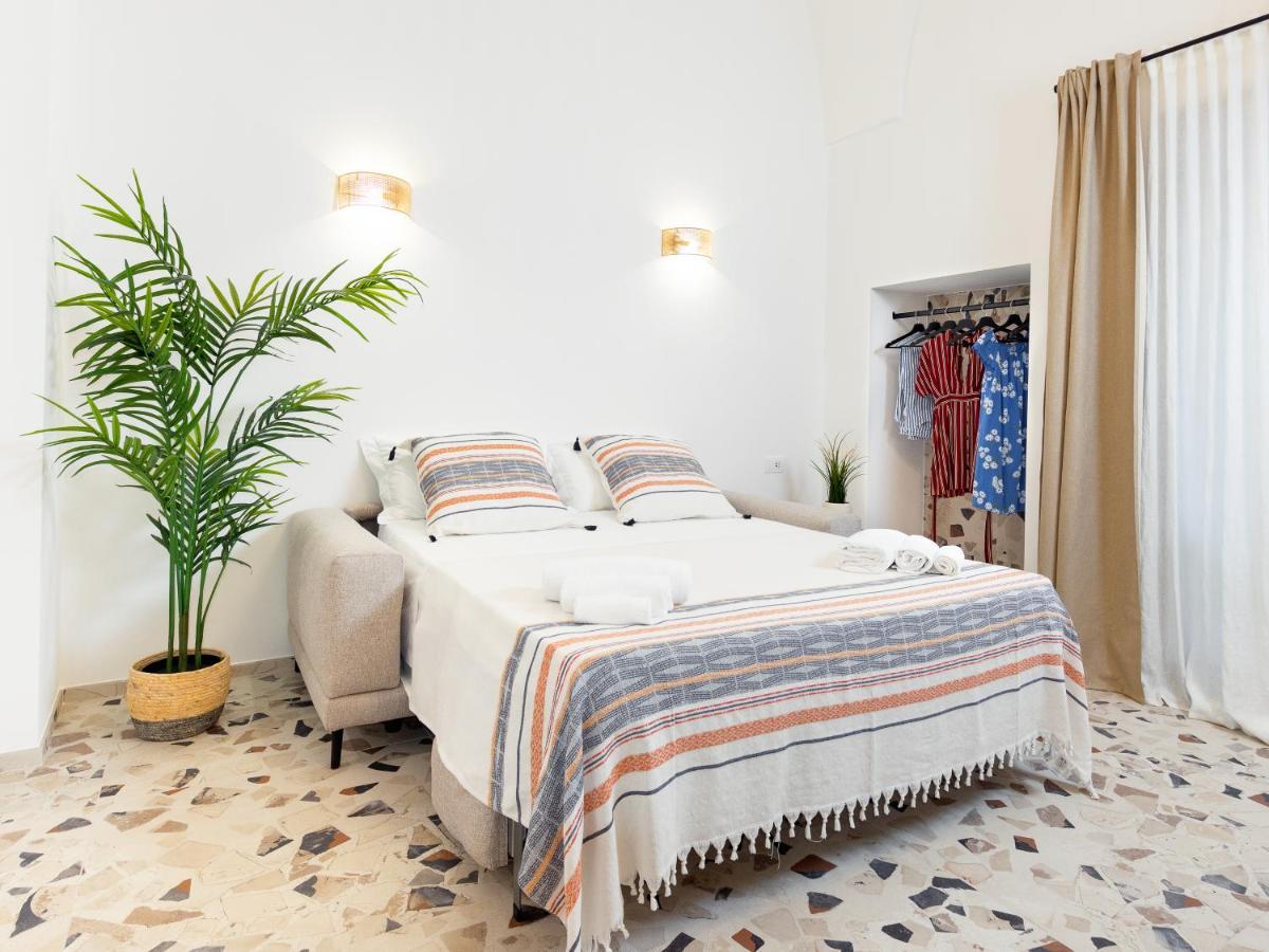 Cally Suite Room Martina Franca Extérieur photo